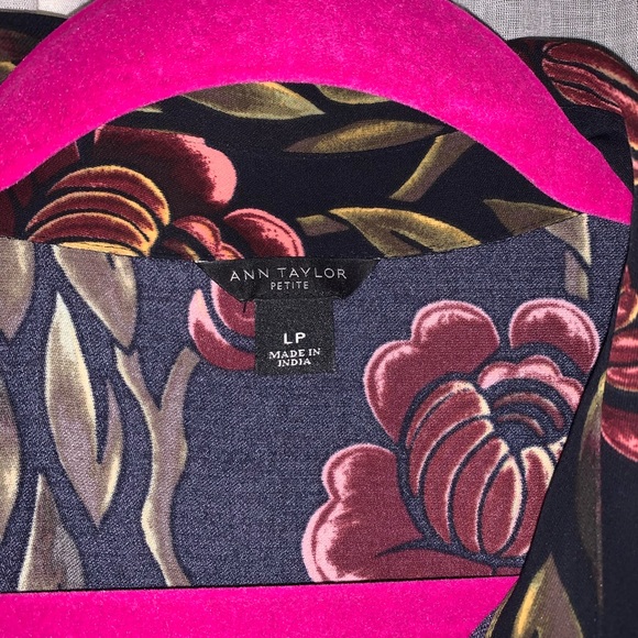 ANN TAYLOR  Tie Flower Dress - Picture 2 of 4